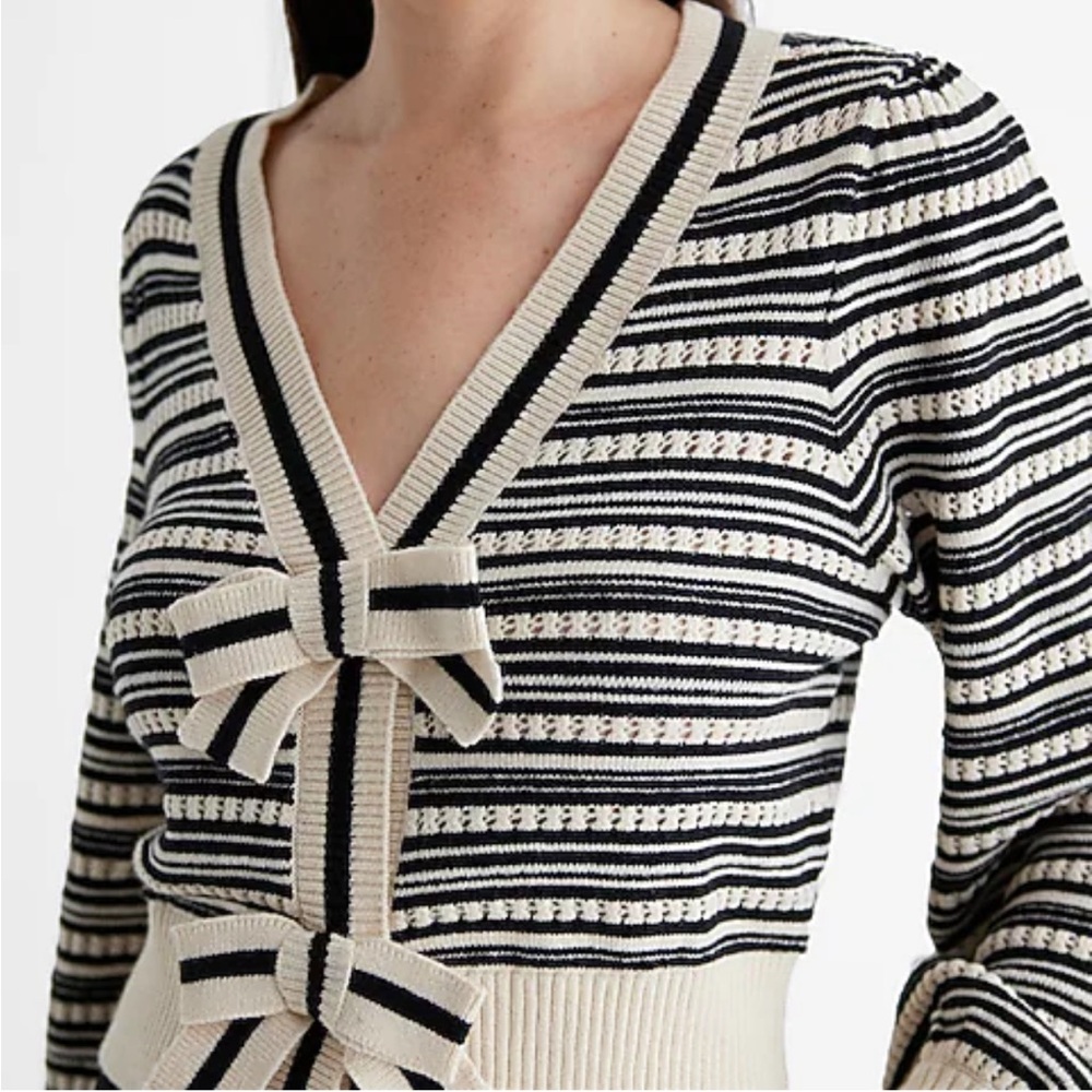 EUC Express Cardigan (size XXL) - Picture 2 of 9